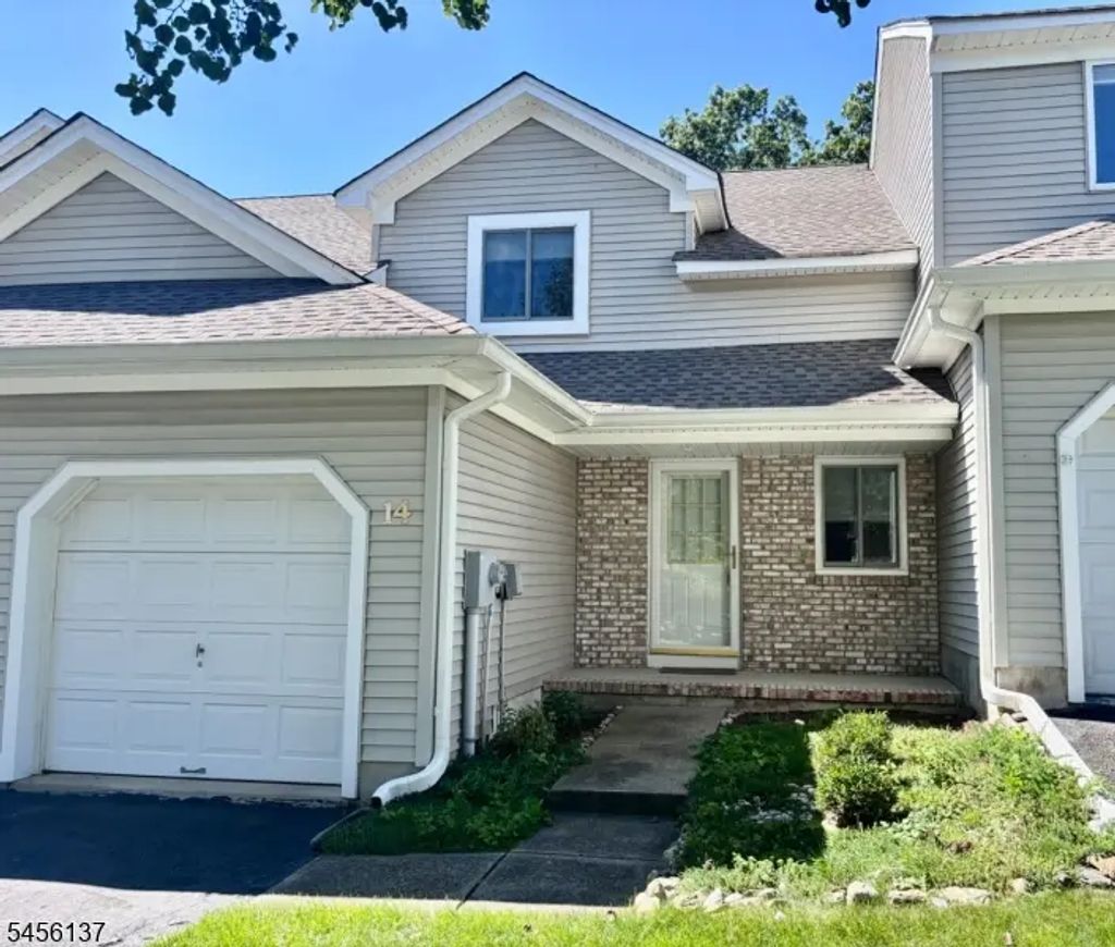 14 Pale Star Ct, Hardyston Twp.