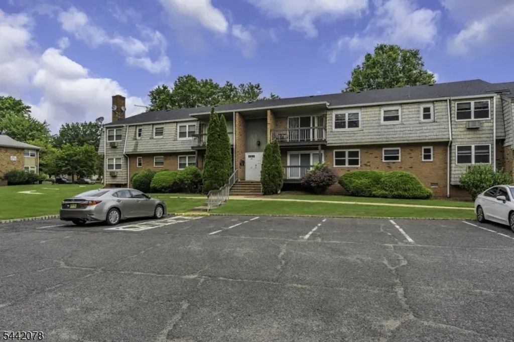 514 Andria Ave, Hillsborough Twp.