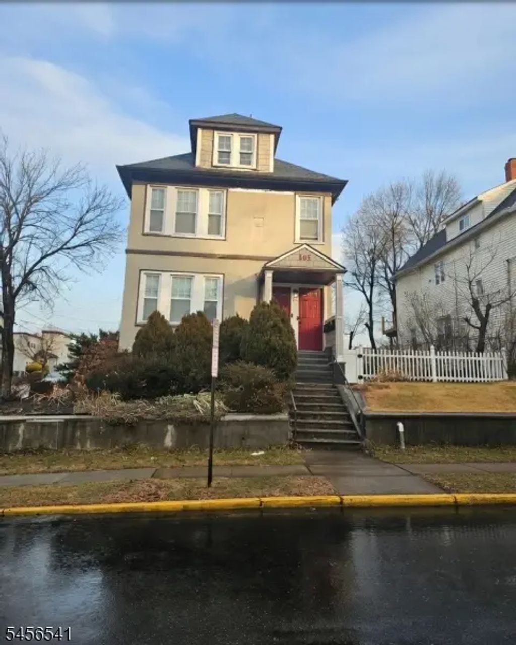 505 Hoboken Rd, Carlstadt Boro