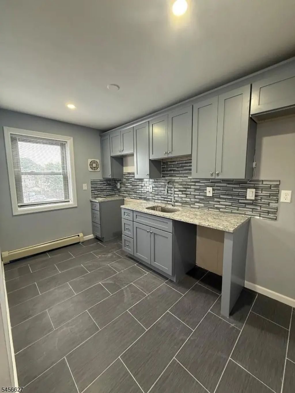 170 Washington St., Bloomfield Twp.