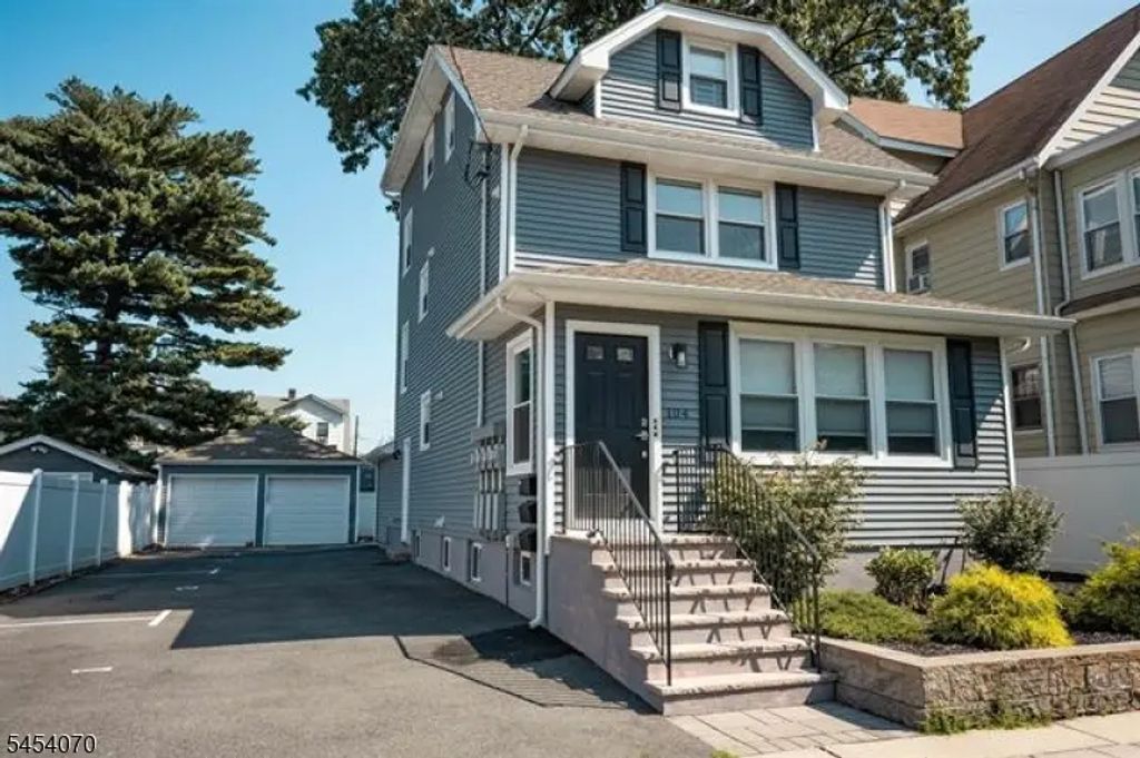 104 Malone Ave, Belleville Twp.