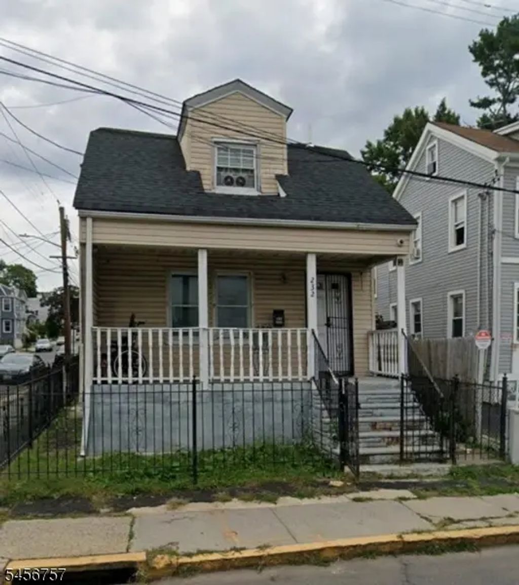 232 Eastern Pkwy, Irvington Twp.