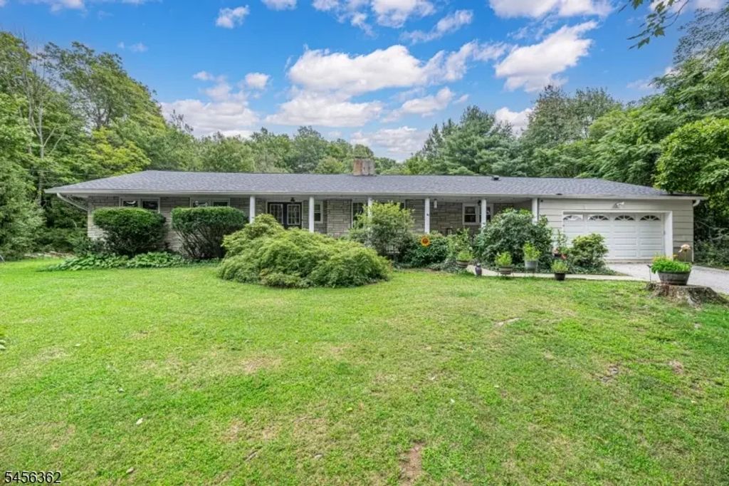 84 Lake Wallkill Rd, Vernon Twp.