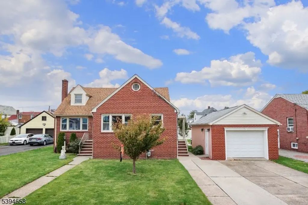 825 Dennis Pl, Linden City