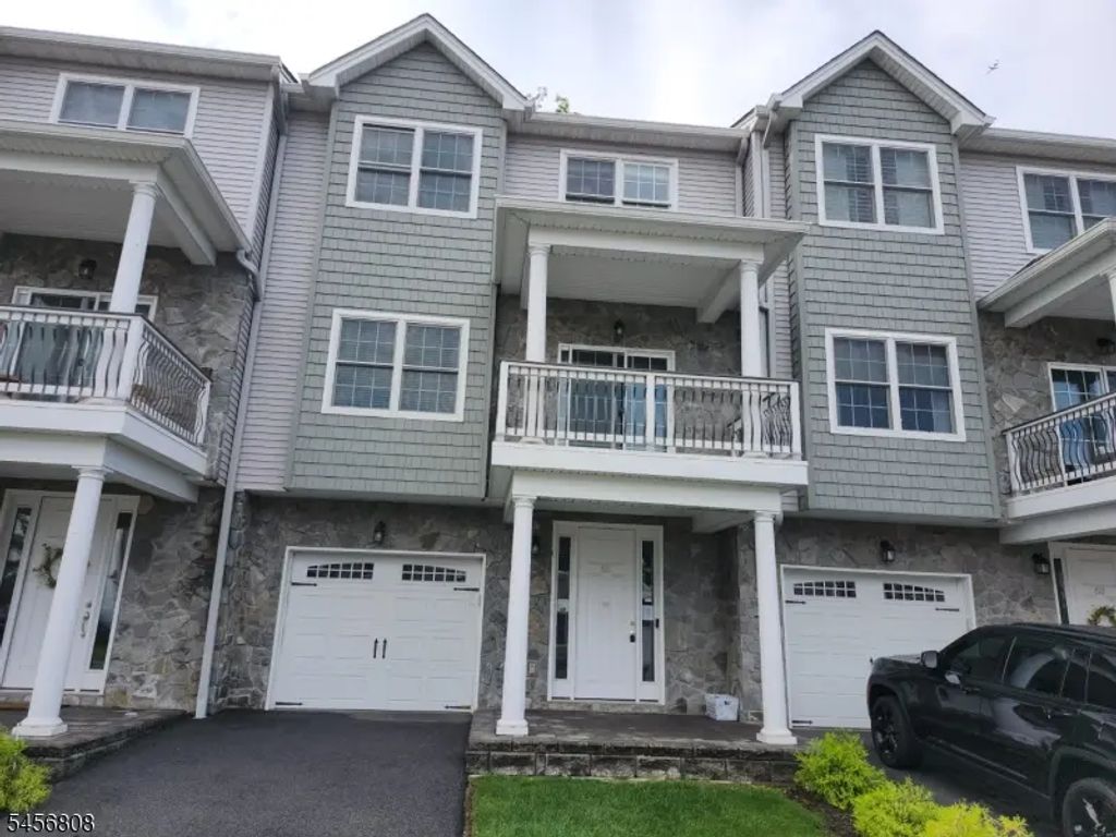 65 Halina Ln, Butler Boro