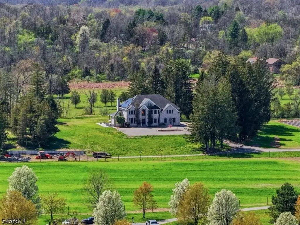 10 Old Forge Rd, Green Twp.