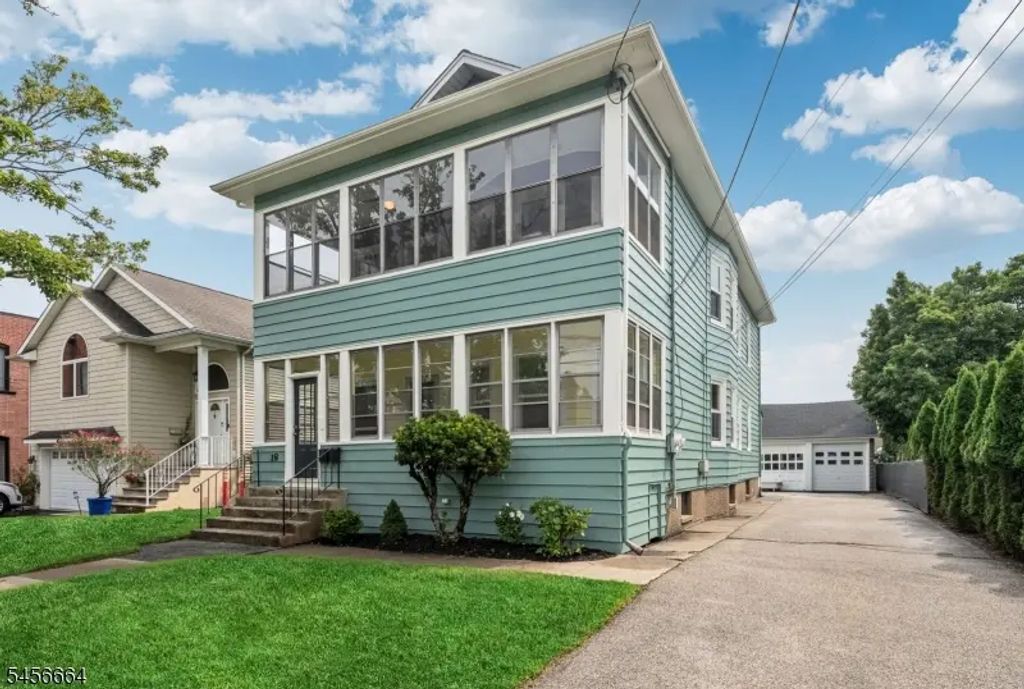 18 Lincoln Ave Unit 2, Little Falls Twp.