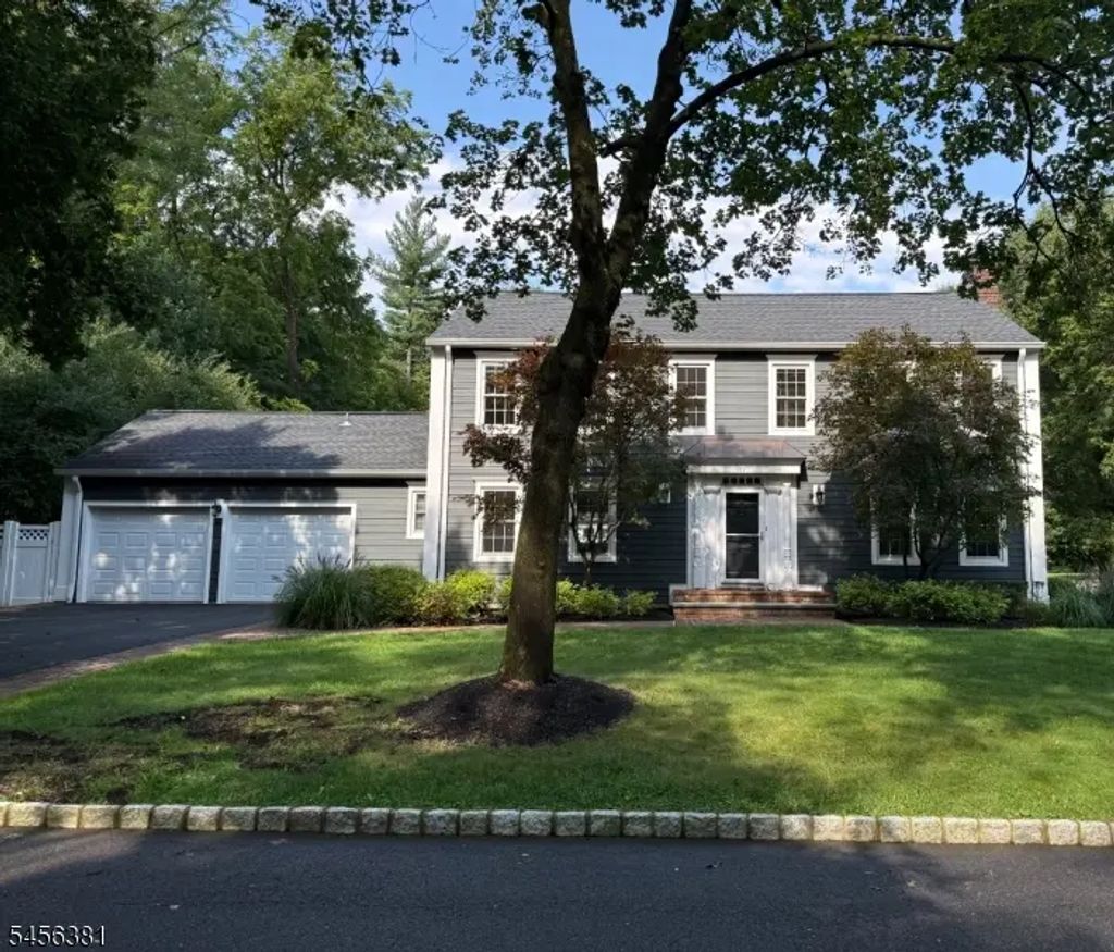 11 Vinal Pl, Madison Boro