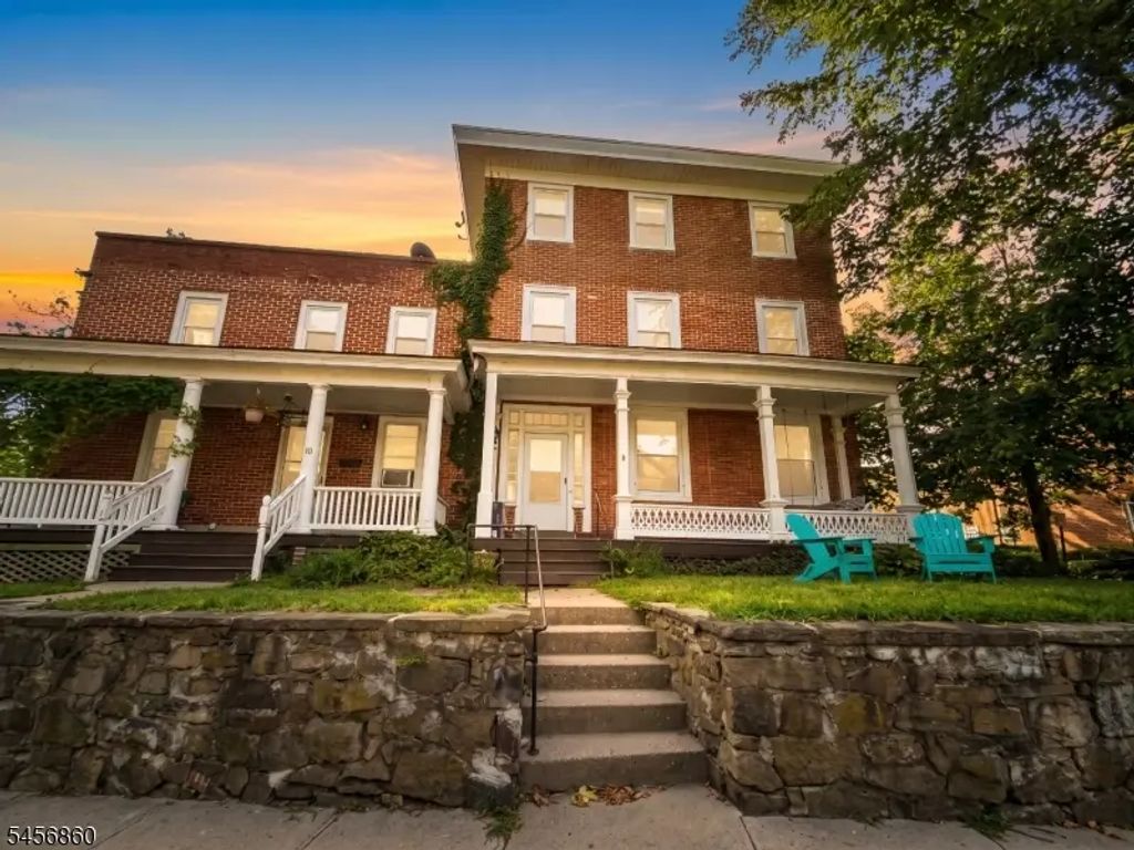 8 Trenton Ave, Frenchtown Boro