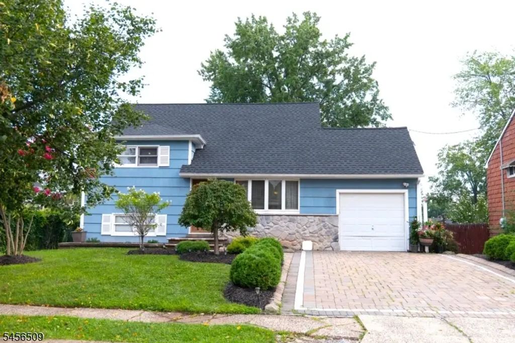 11 Mastogen Dr, Somerville Boro