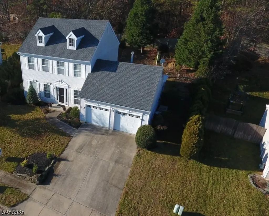 67 Deer Run Dr, Barnegat Twp.