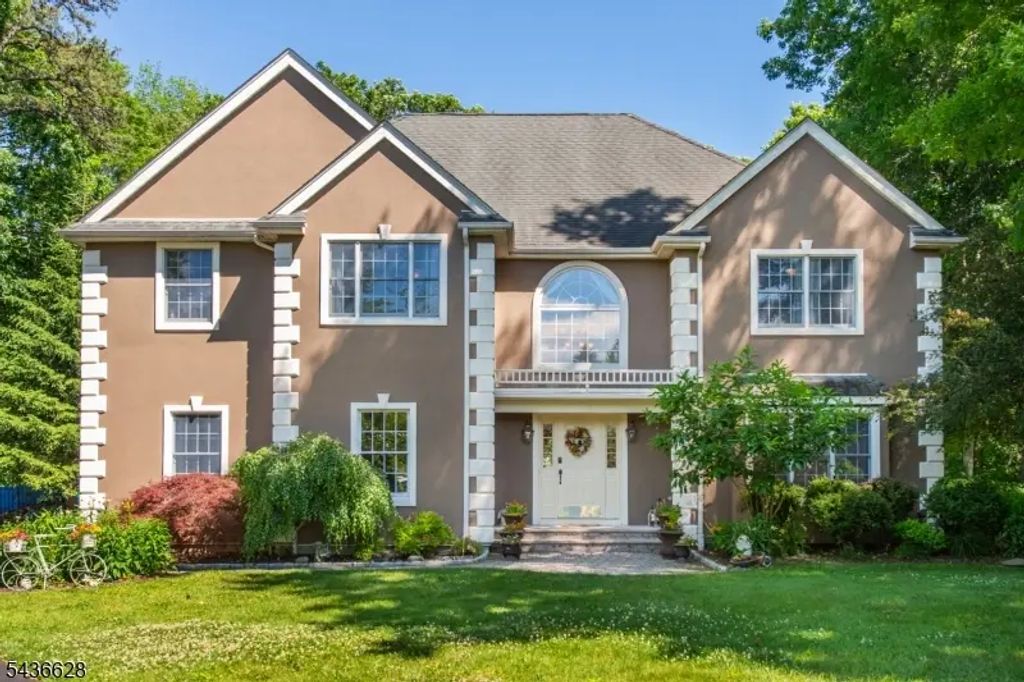 5 Kingston Ct, Jefferson Twp.