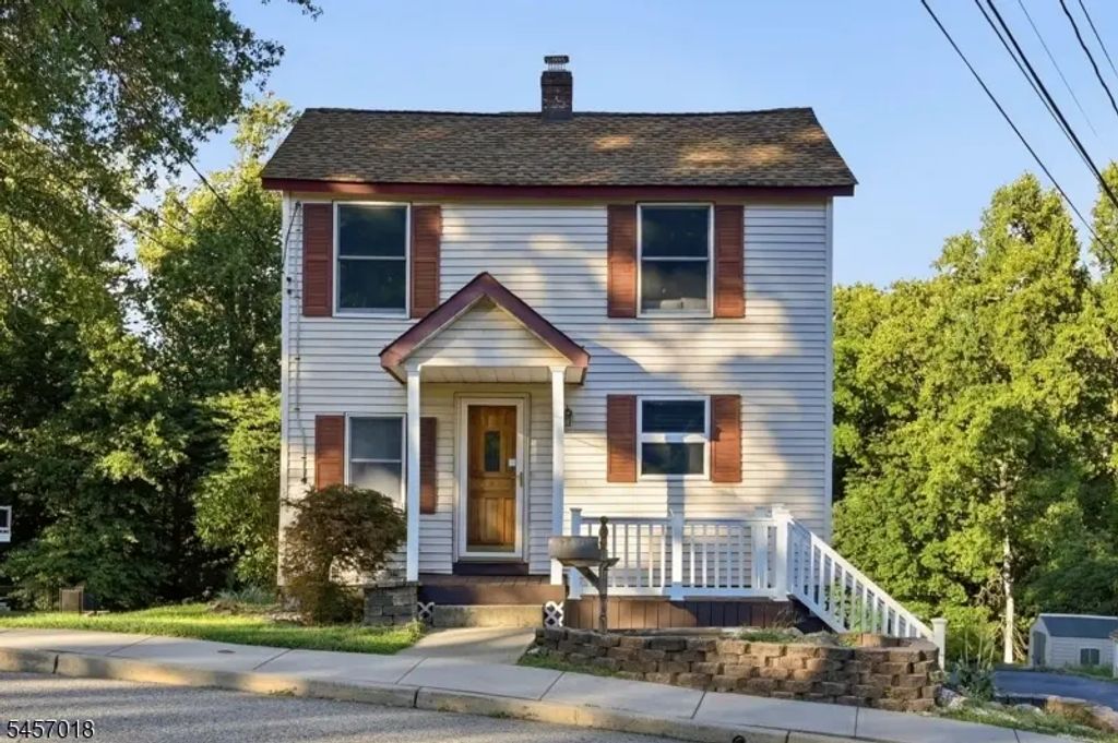 72 Arch St, Butler Boro