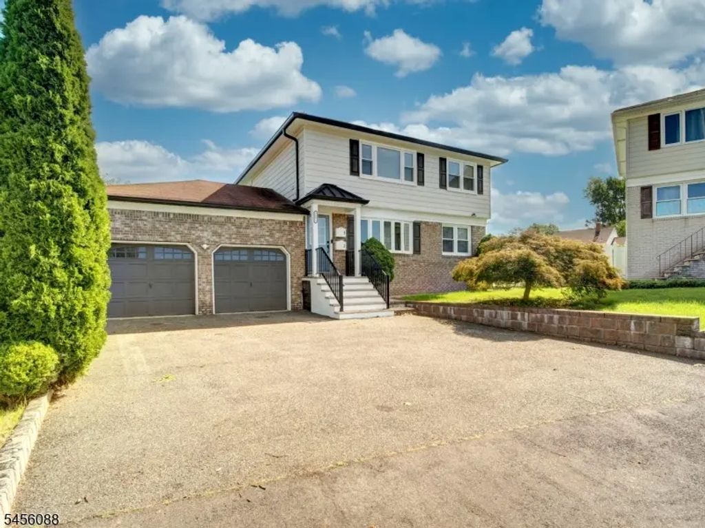 1091 Alfieri Ct, Union Twp.