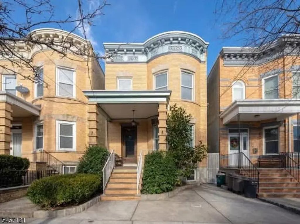 114 Shippen St, Weehawken Twp.