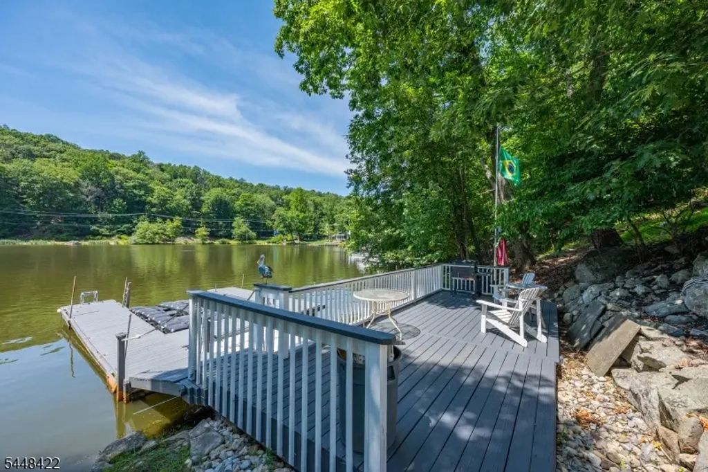 38 Oneida Ave, Hopatcong Boro
