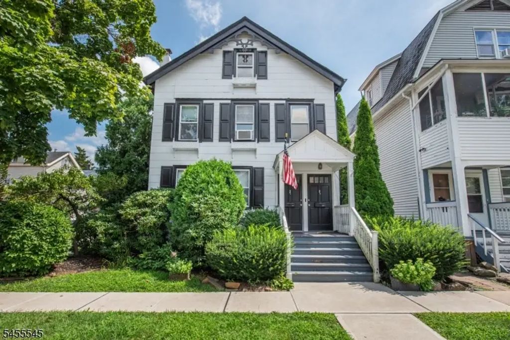 39 Midland Ave, Montclair Twp.