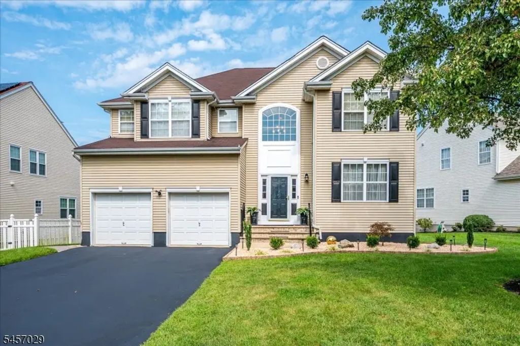 103 Timberhill Dr, Franklin Twp.