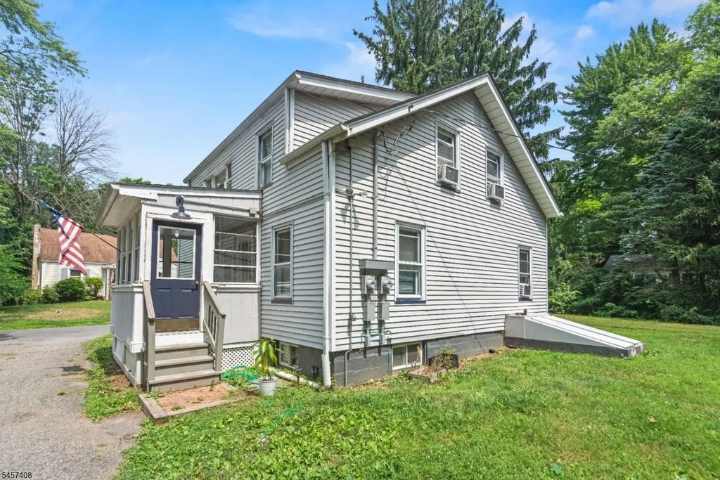 22 Frazer Rd, Denville Twp.