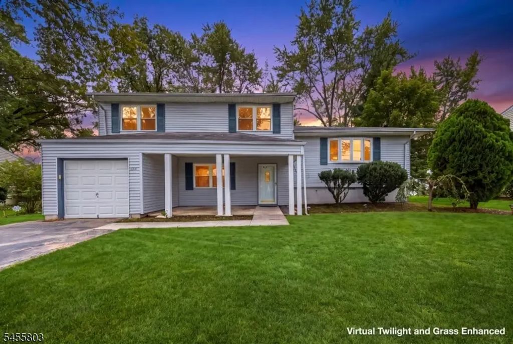 6 Renault Dr, Mount Olive Twp.