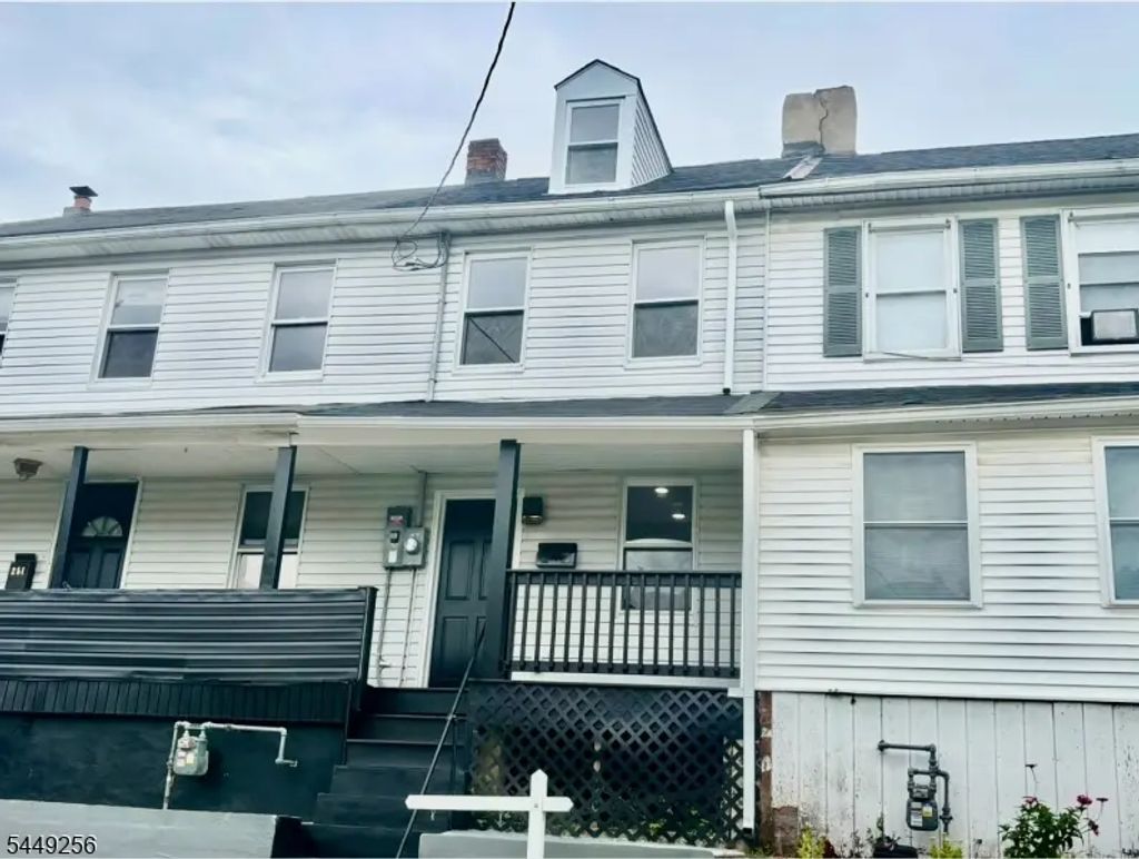 253 Washington St, Phillipsburg Town