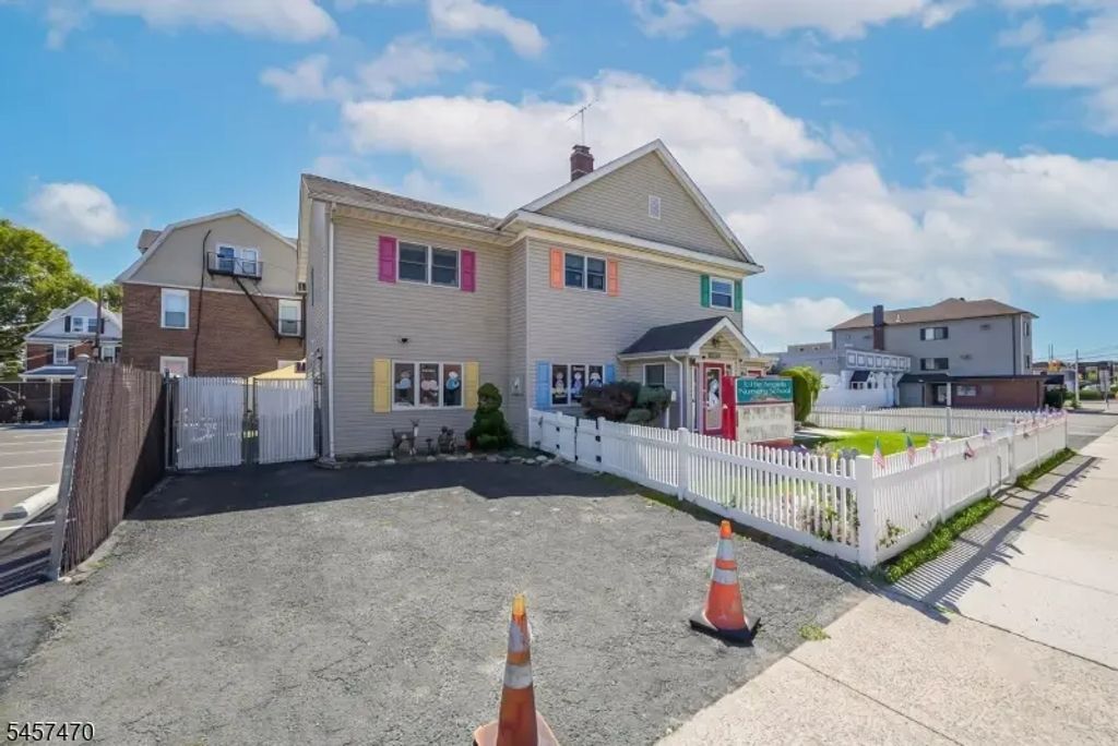 188 Washington Ave, Nutley Twp.