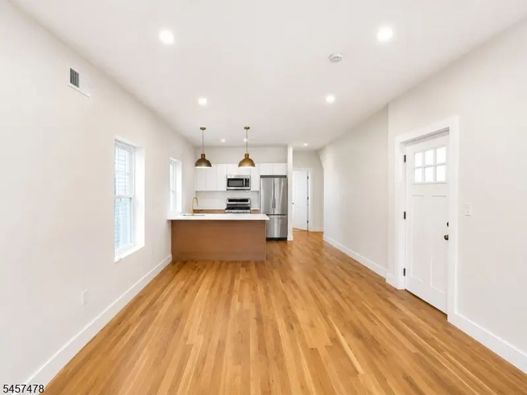 31 N 5th St, Newark City