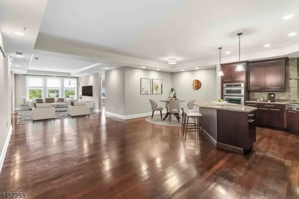 40 W Park Place Unit 513, Morristown Town