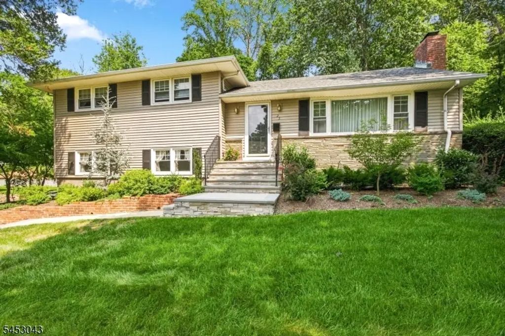23 Evergreen Dr, Berkeley Heights Twp.