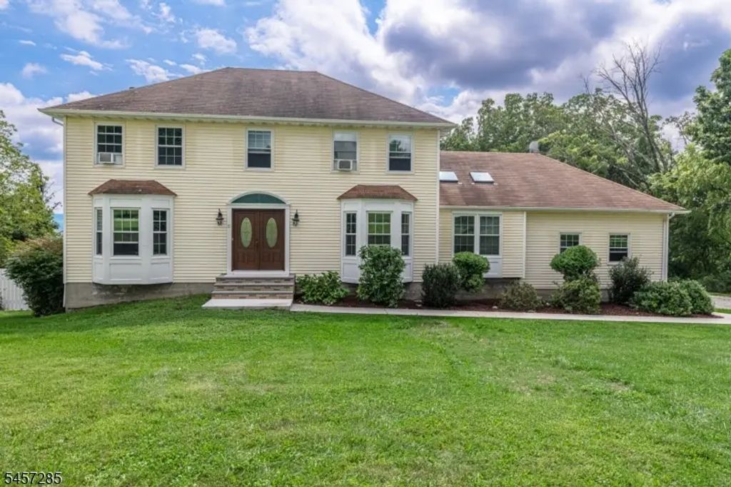 17 Telfer Dr, Vernon Twp.