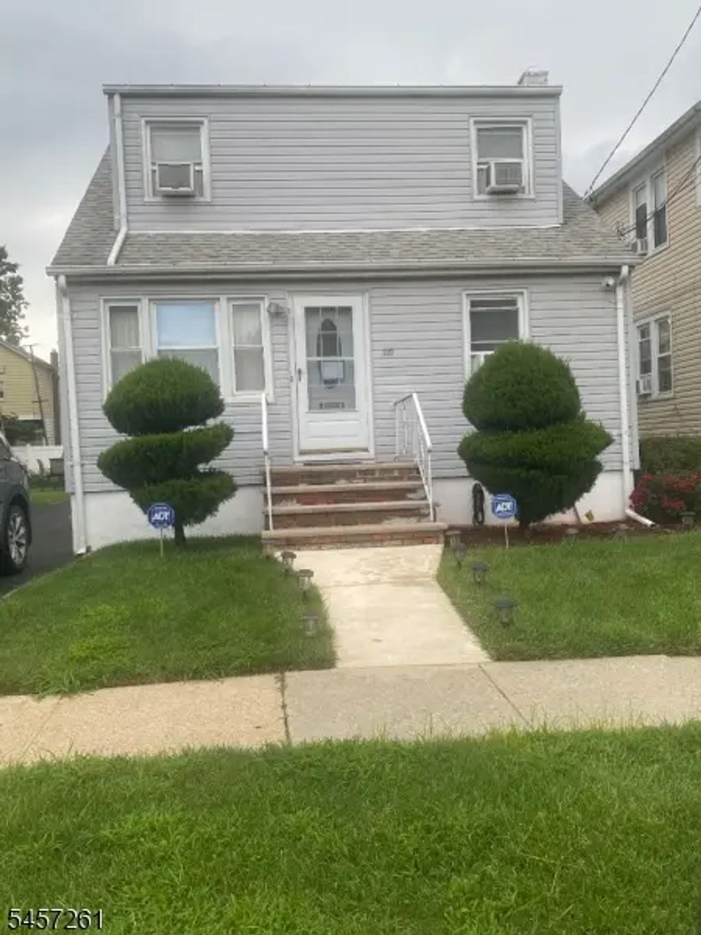 1119 E Blancke St, Linden City