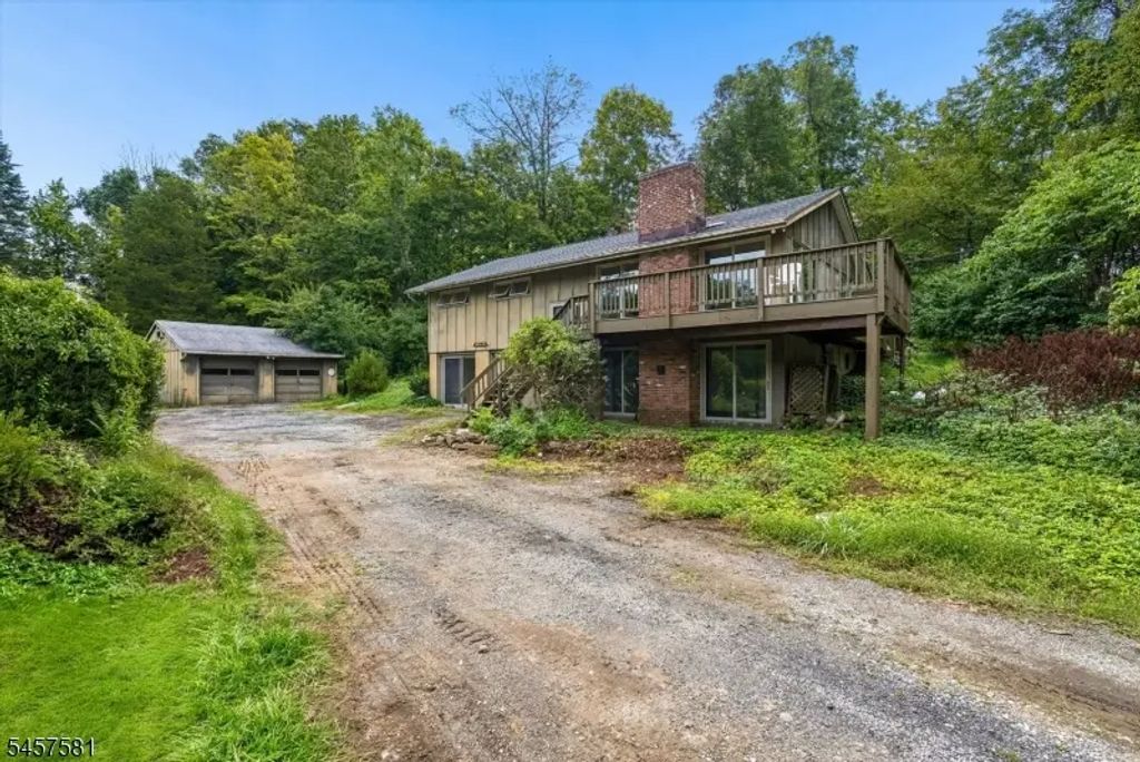 51 Hibler Rd, Green Twp.