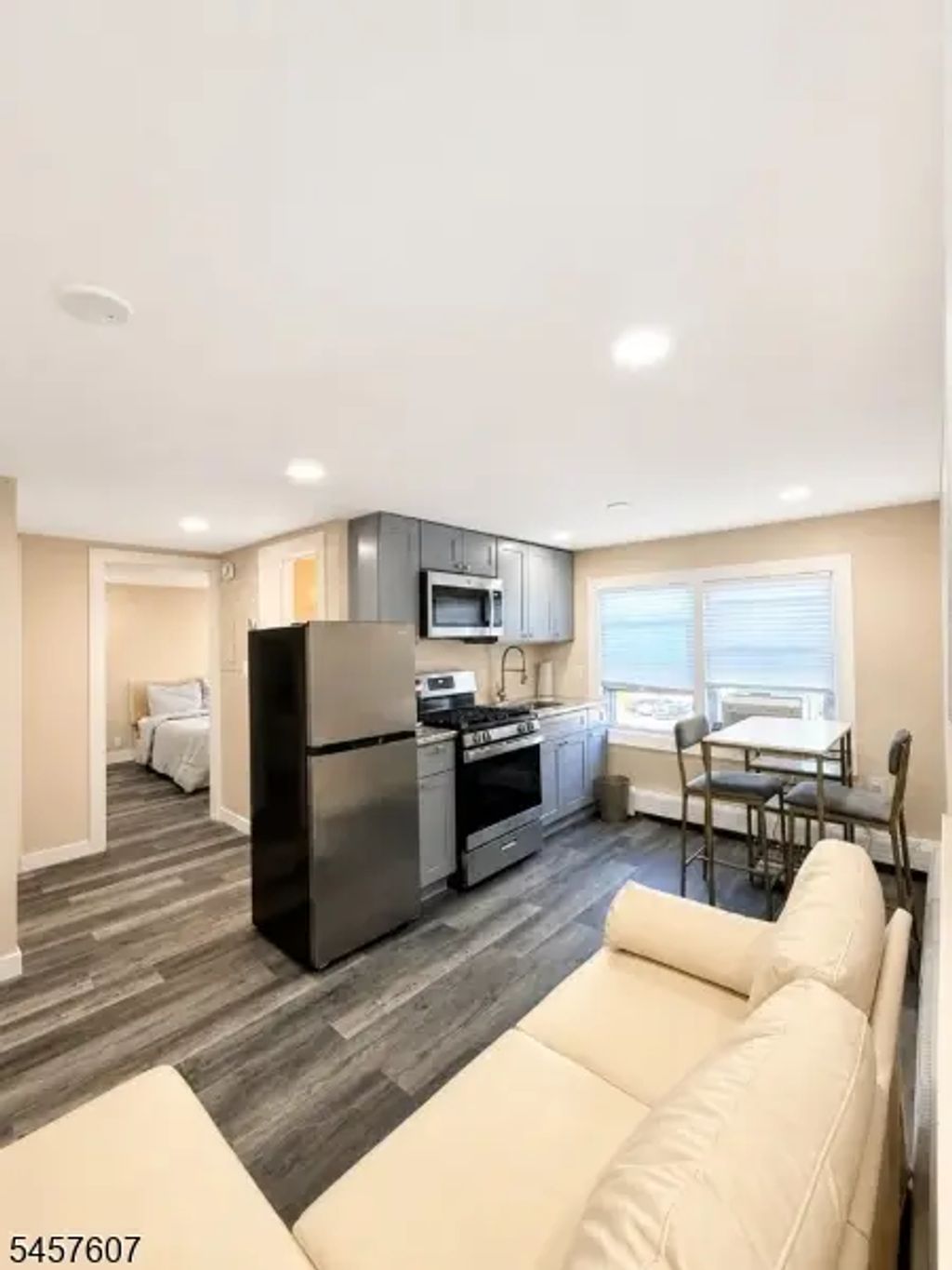 936 Stuyvesant Ave 3rd Fl, Union Twp.