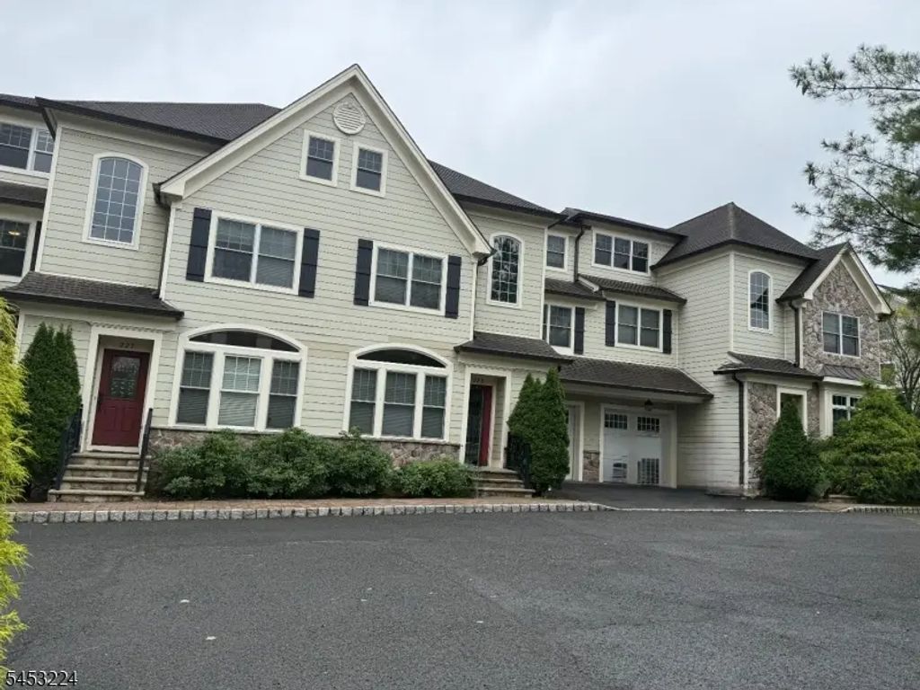 225 Sherman Ave, Berkeley Heights Twp.