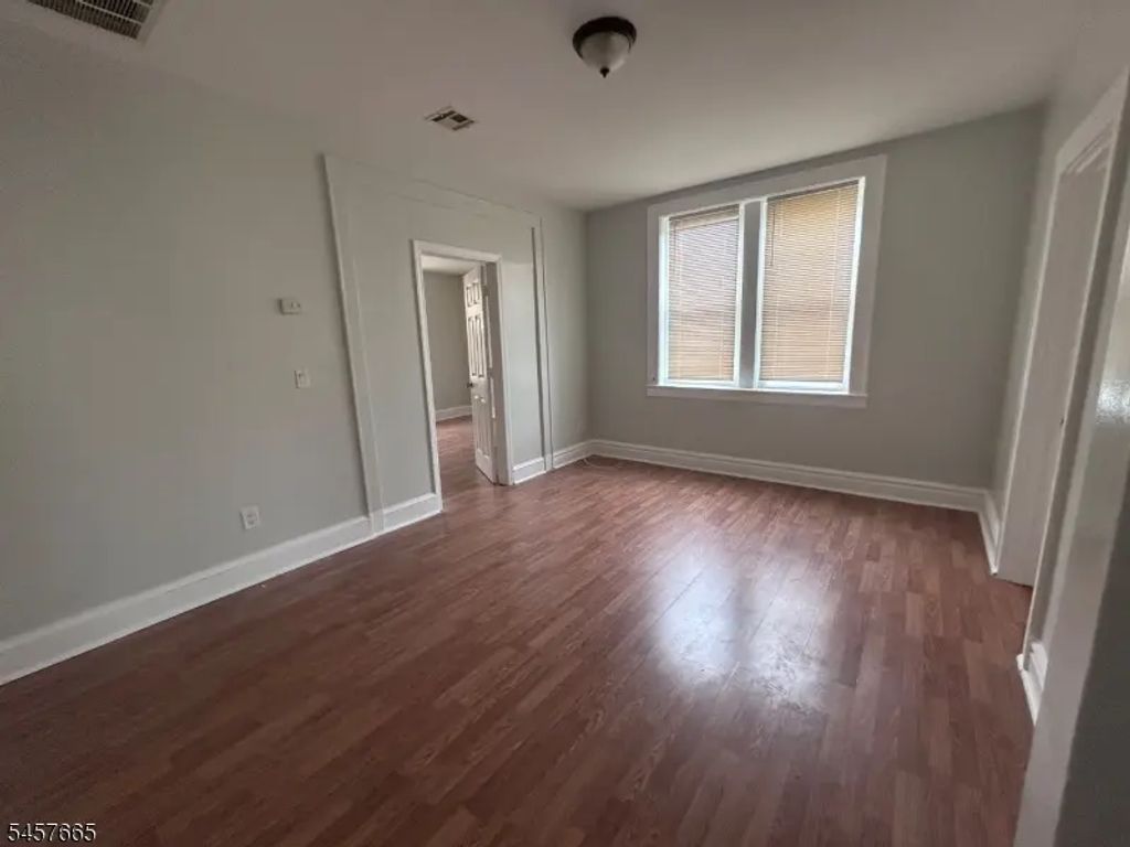 150 Stuyvesant Ave, Newark City