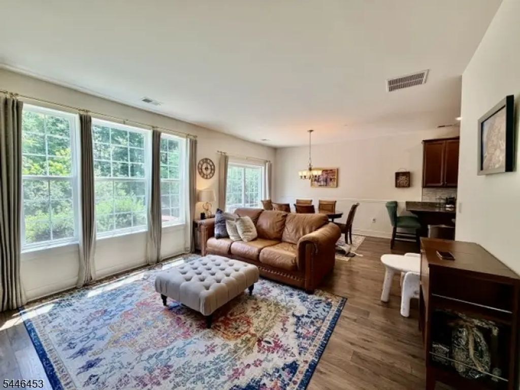 403 Parkview Ln, Rockaway Twp.