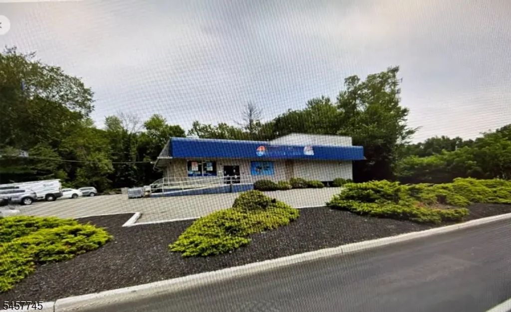 360 State Rt 23, Pequannock Twp.