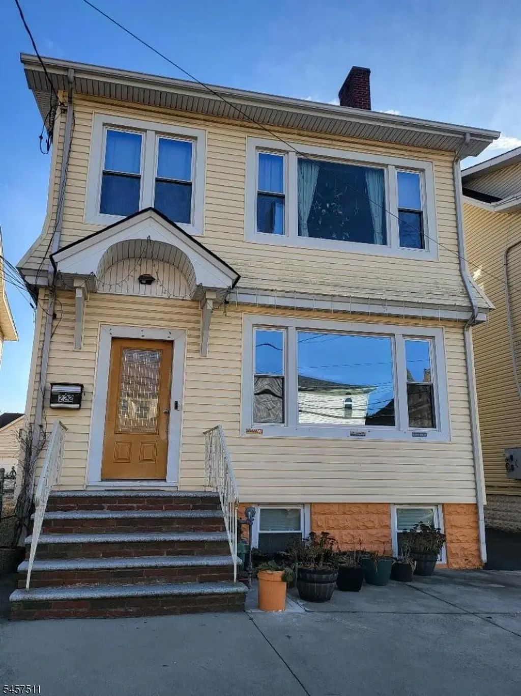 222 Vine St, Elizabeth City