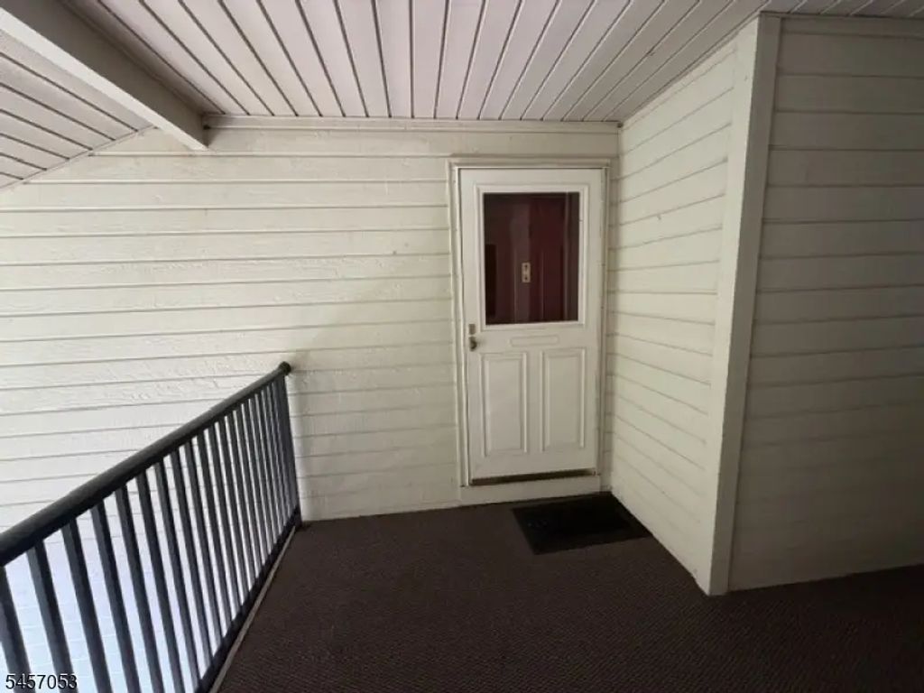 33 Baldwin Ct, Bernards Twp.