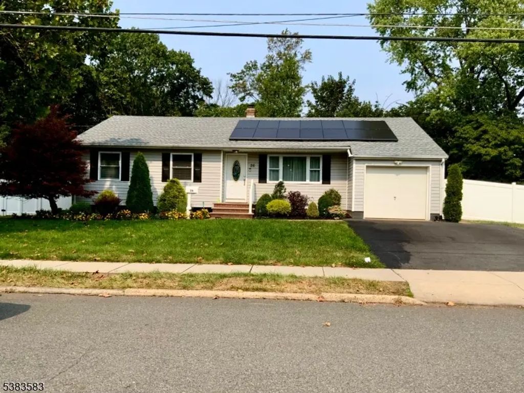 26 Winthrop Rd, Franklin Twp.