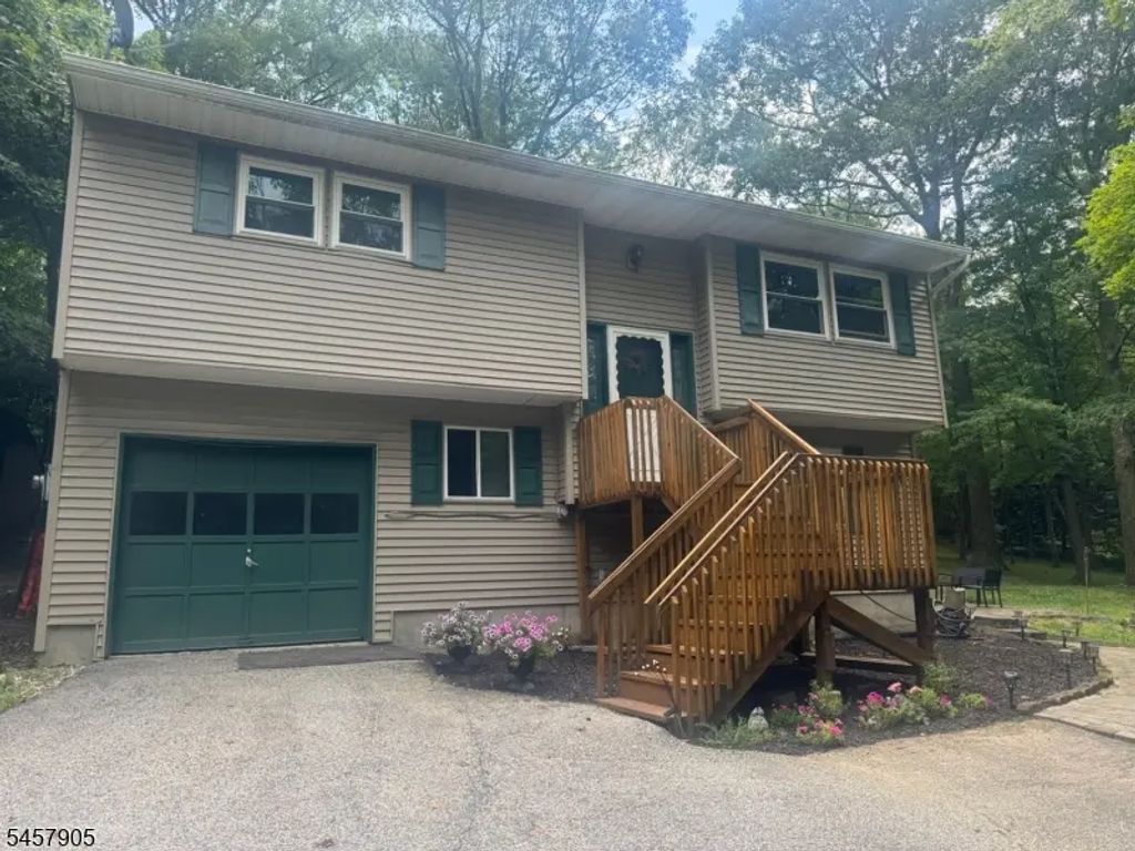88 Wawayanda Rd, Vernon Twp.