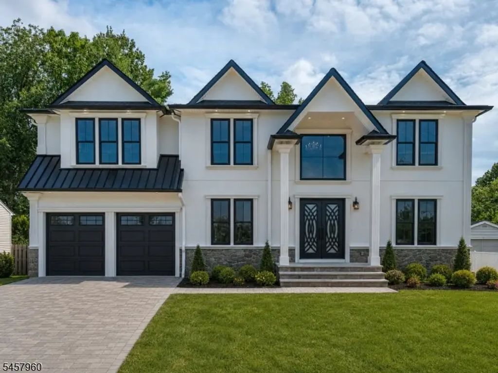 412 Gregory Rd, Paramus Boro
