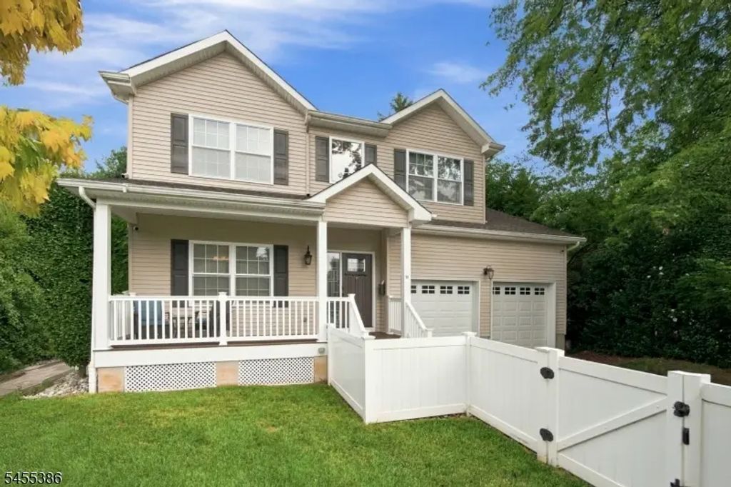 18 Kendall Rd, East Brunswick Twp.