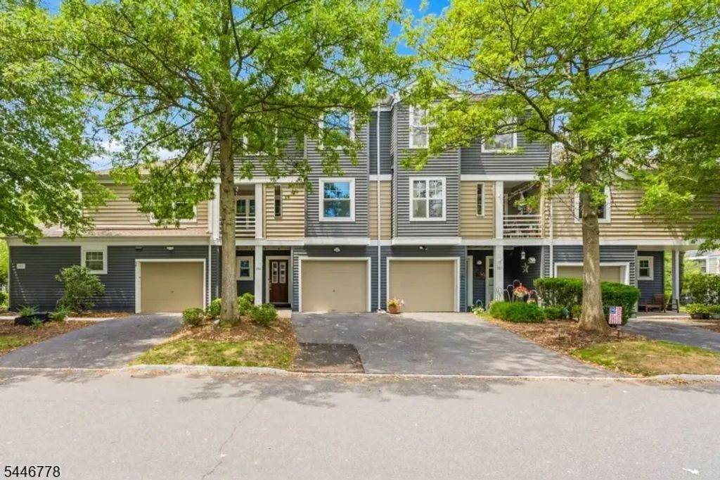 350 Greenfield Rd, Bridgewater Twp.