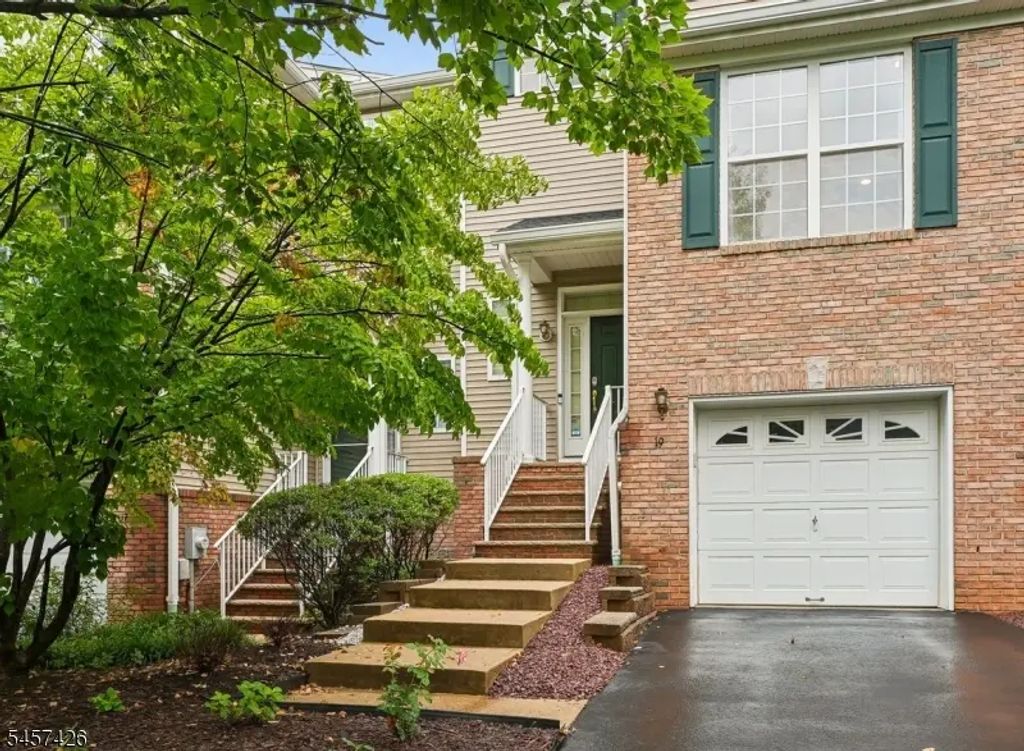 19 Jackson Ave, Montgomery Twp.