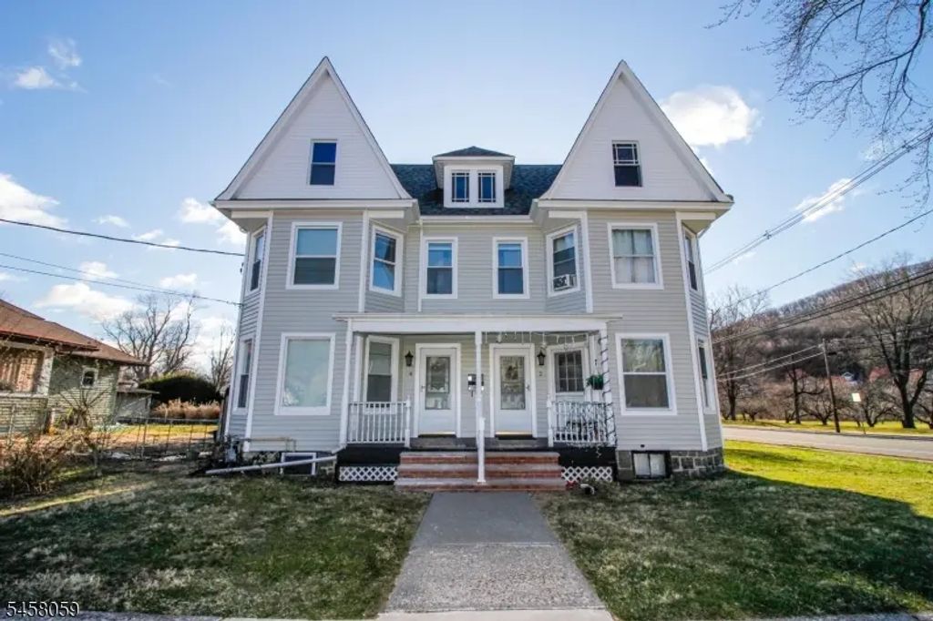 2-4 Baker Ave, Dover Town