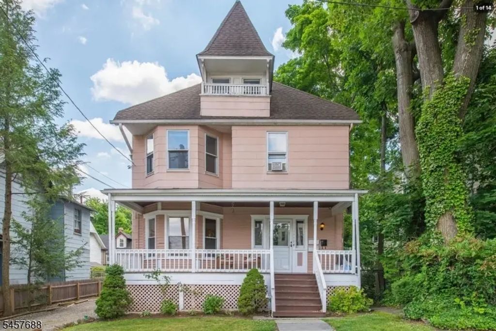 157 Walnut St, Montclair Twp.