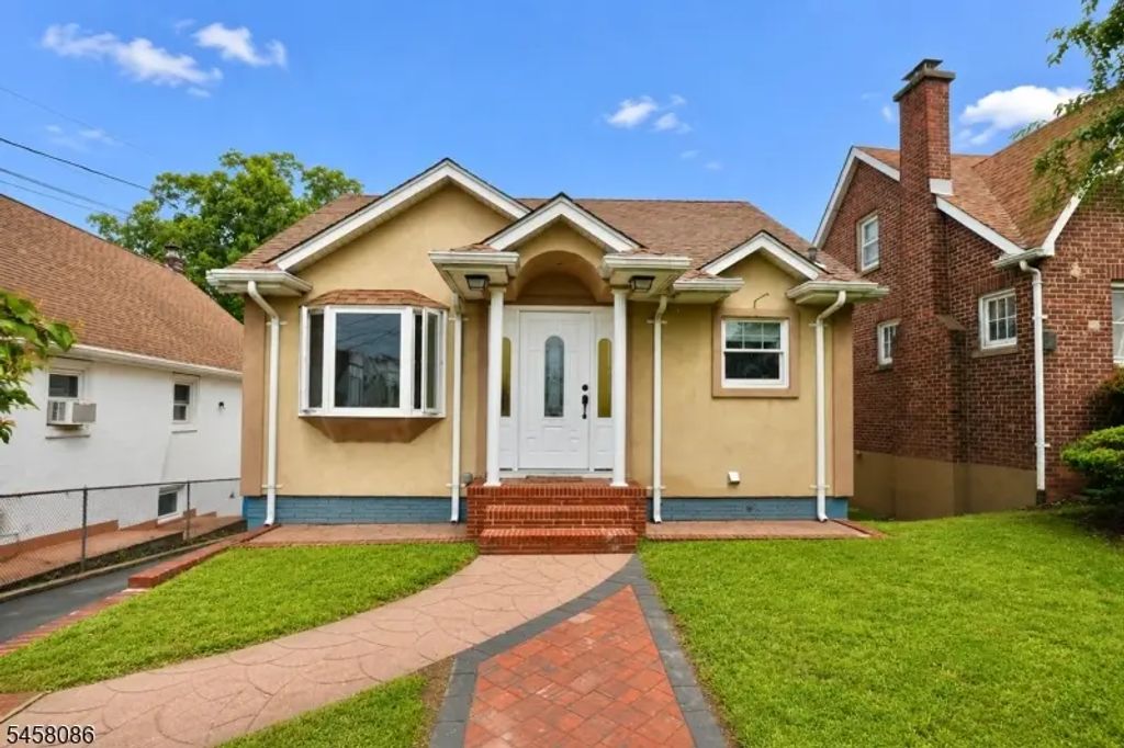 146 Liberty Ave, Belleville Twp.