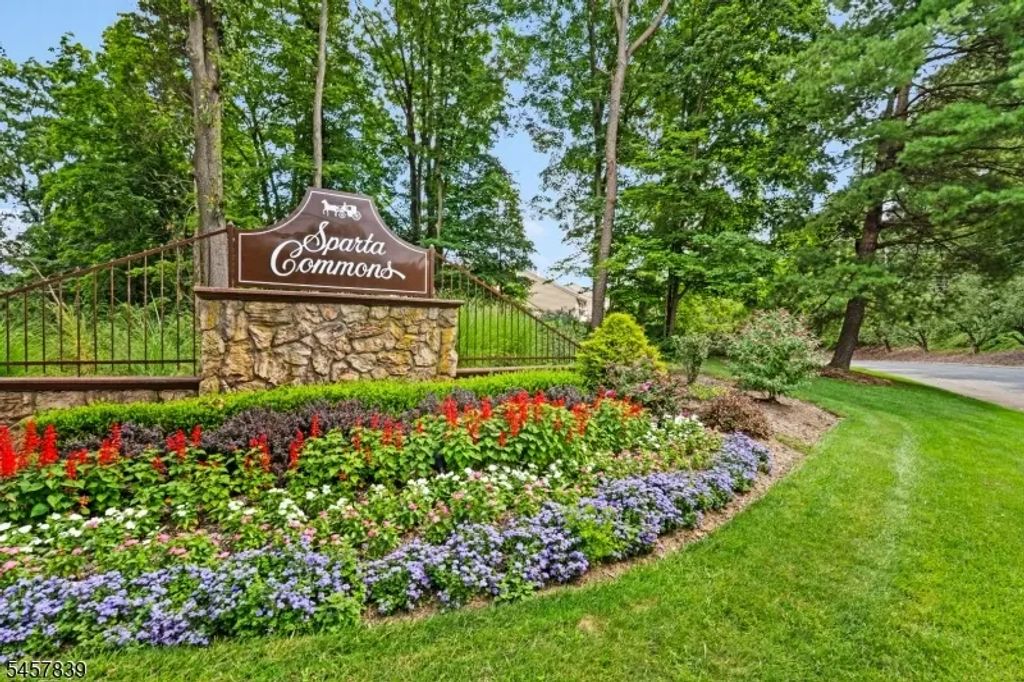 143 Wagon Wheel Rd, Sparta Twp.