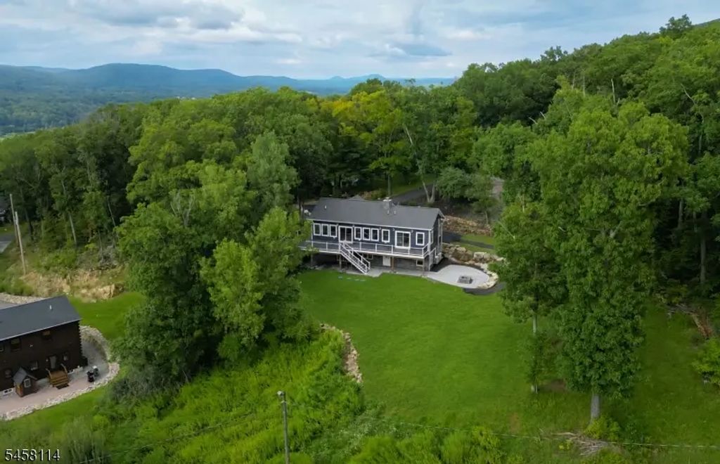 10 Alpine Trl, Vernon Twp.
